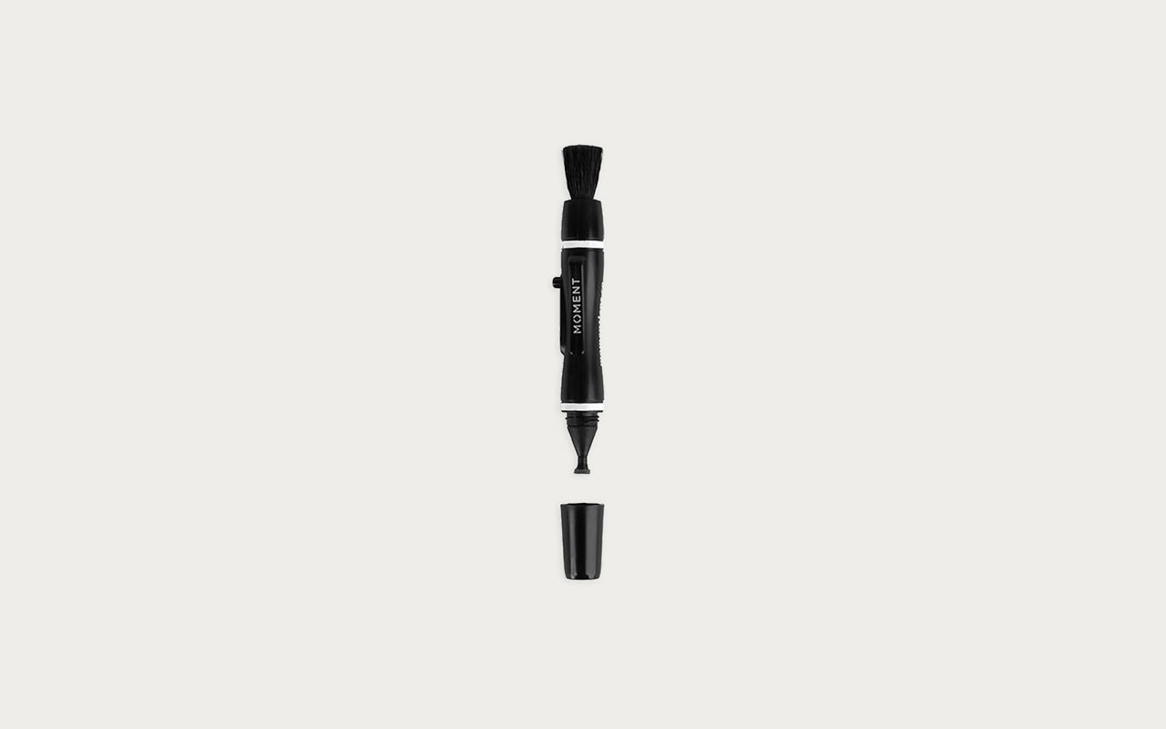Moment Lens Cleaning Pen & Brush Mobile Photography Kit