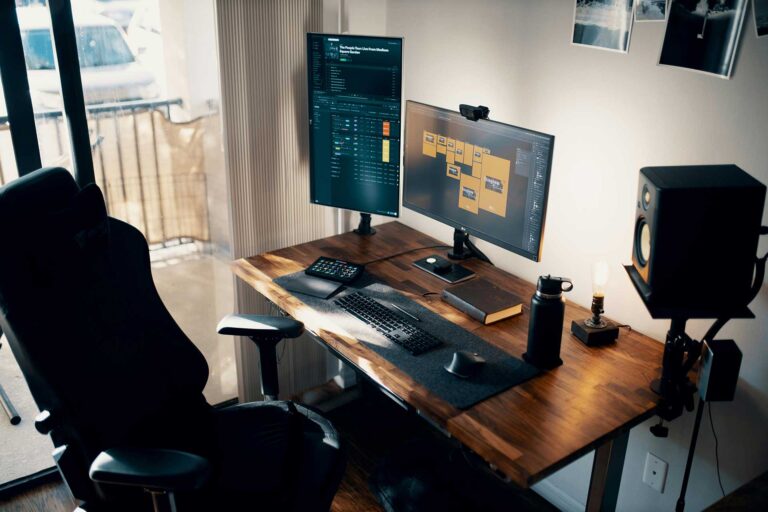 5 Ways to Create a Cozy Photo Editing Space at Home
