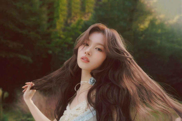 Instant Camera Used by TWICE Sana