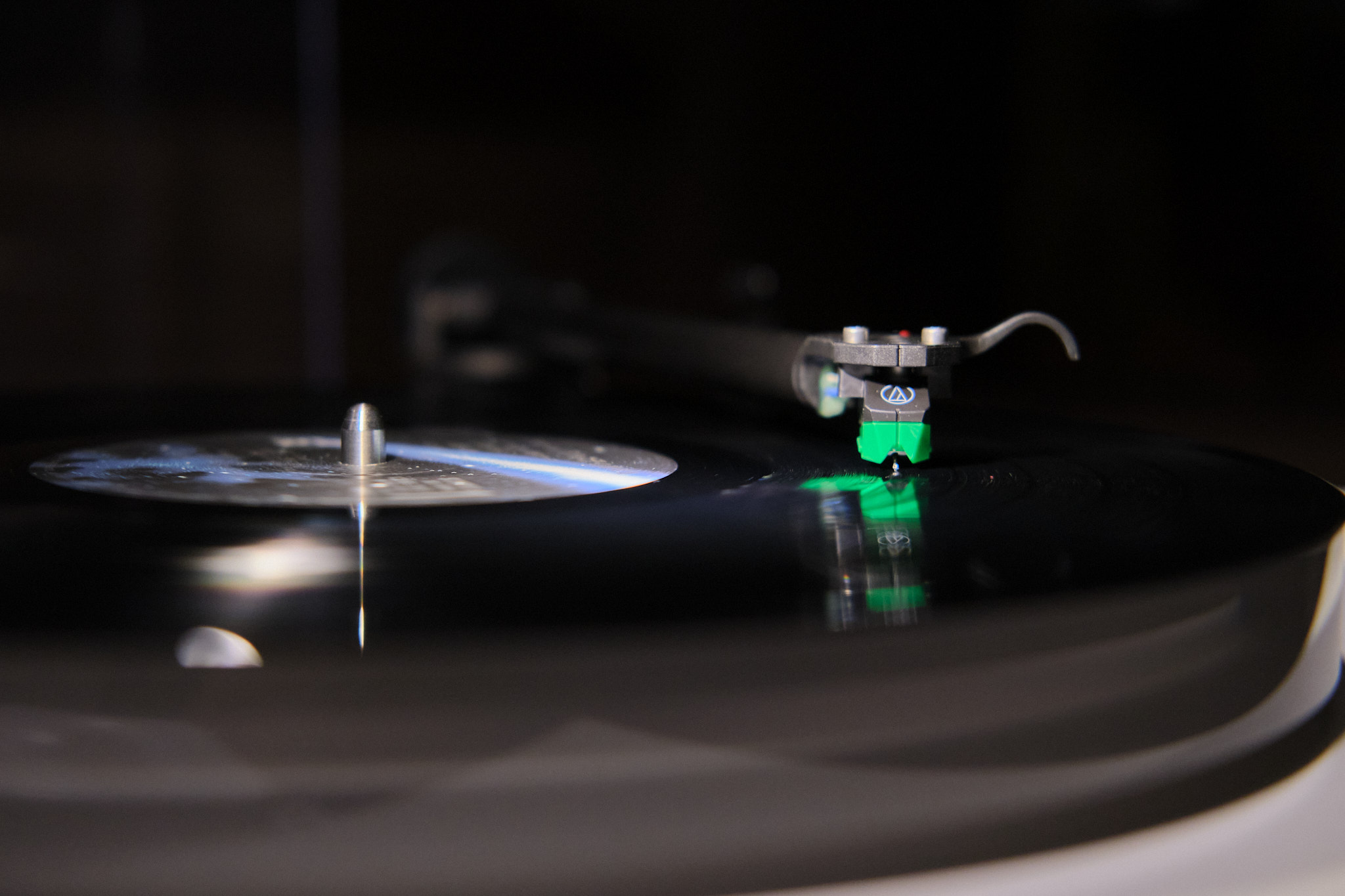 Final setup of Rega Planar 1 turntable with AT-VM95E cartridge installed